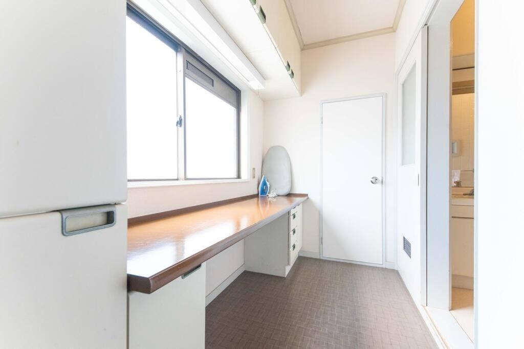 Sanacion Motomachi 7 なんばで150平米の広々空間 最大14名 Netflix見れます Apartment Osaka Bagian luar foto