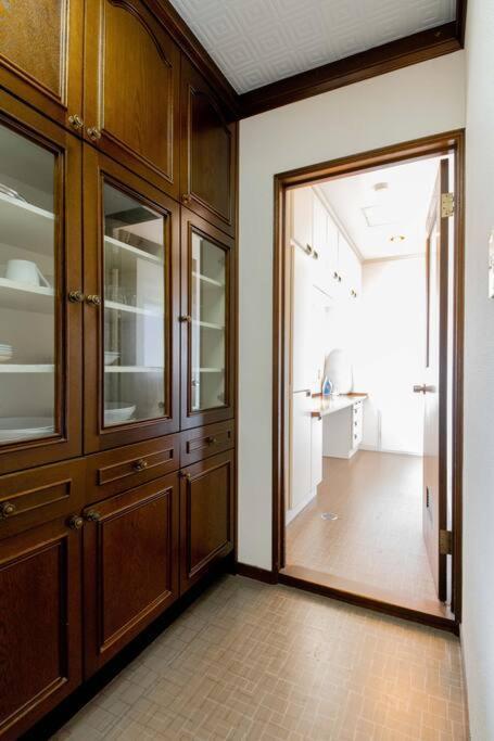 Sanacion Motomachi 7 なんばで150平米の広々空間 最大14名 Netflix見れます Apartment Osaka Bagian luar foto