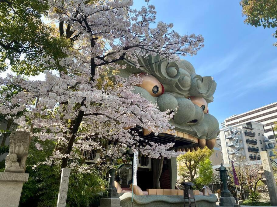 Sanacion Motomachi 7 なんばで150平米の広々空間 最大14名 Netflix見れます Apartment Osaka Bagian luar foto